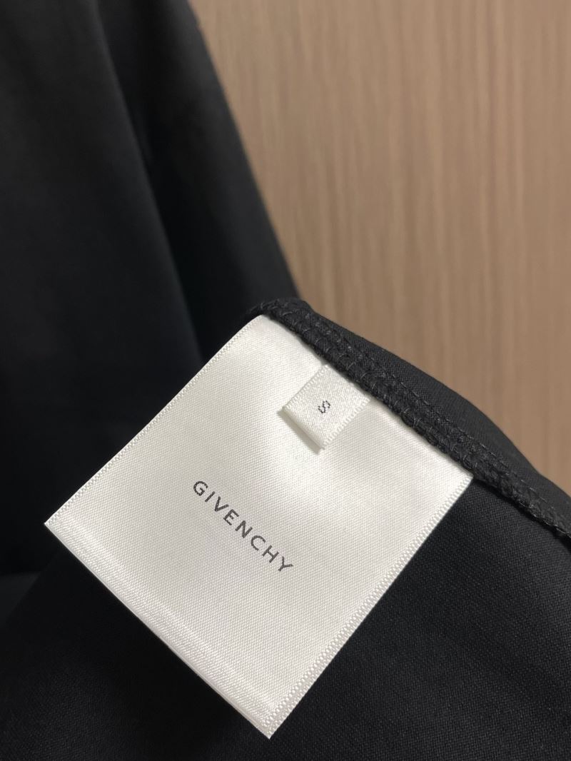 Givenchy T-Shirts